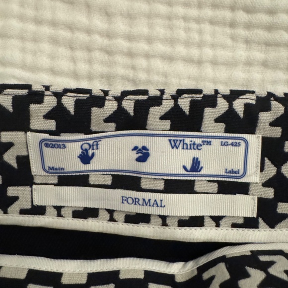 Off-White c/o Virgil Abloh Women's Black Ladies Abstract-Print Wrap Skirt, - Picture 2 of 6